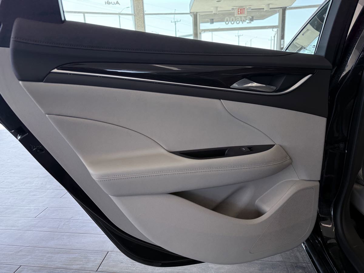 Used 2018 Buick LaCrosse Premium w/ Driver Confidence Package #2 image 23