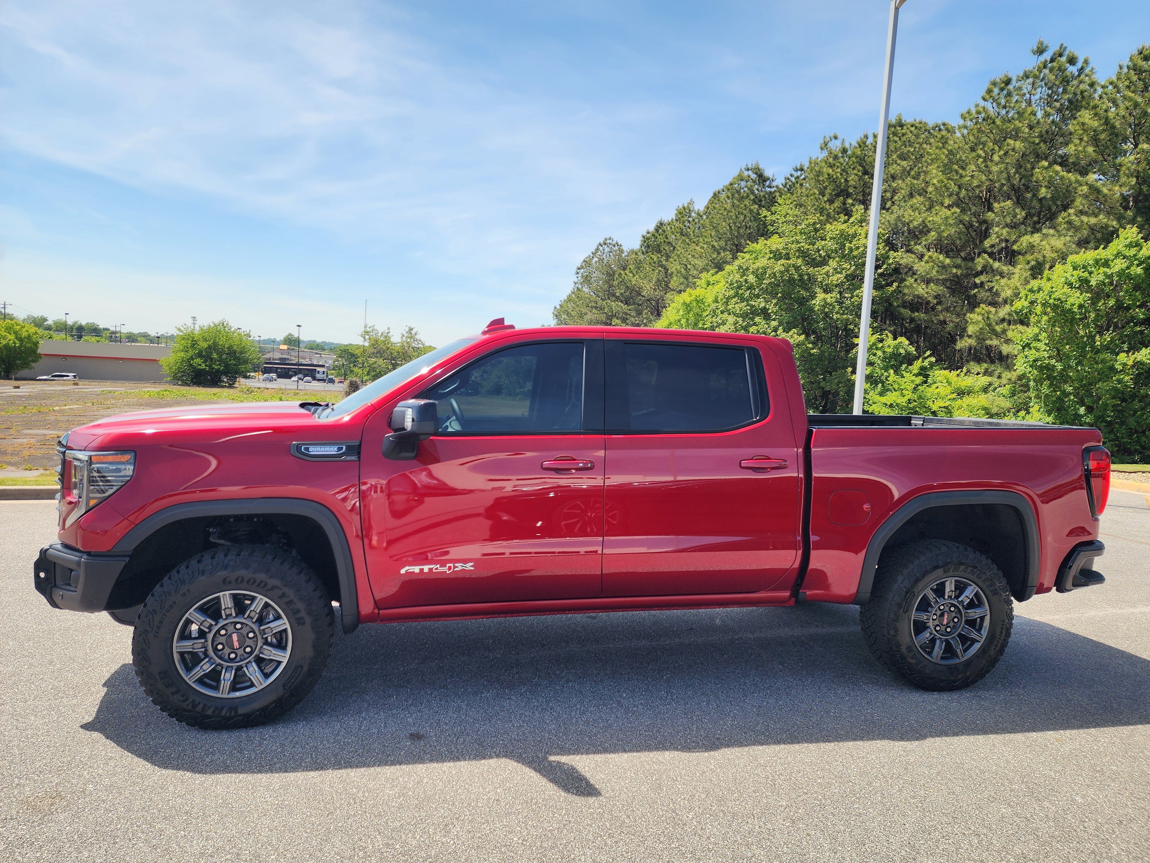 Used 2025 GMC Sierra 1500 AT4X AWD/4WD image 8