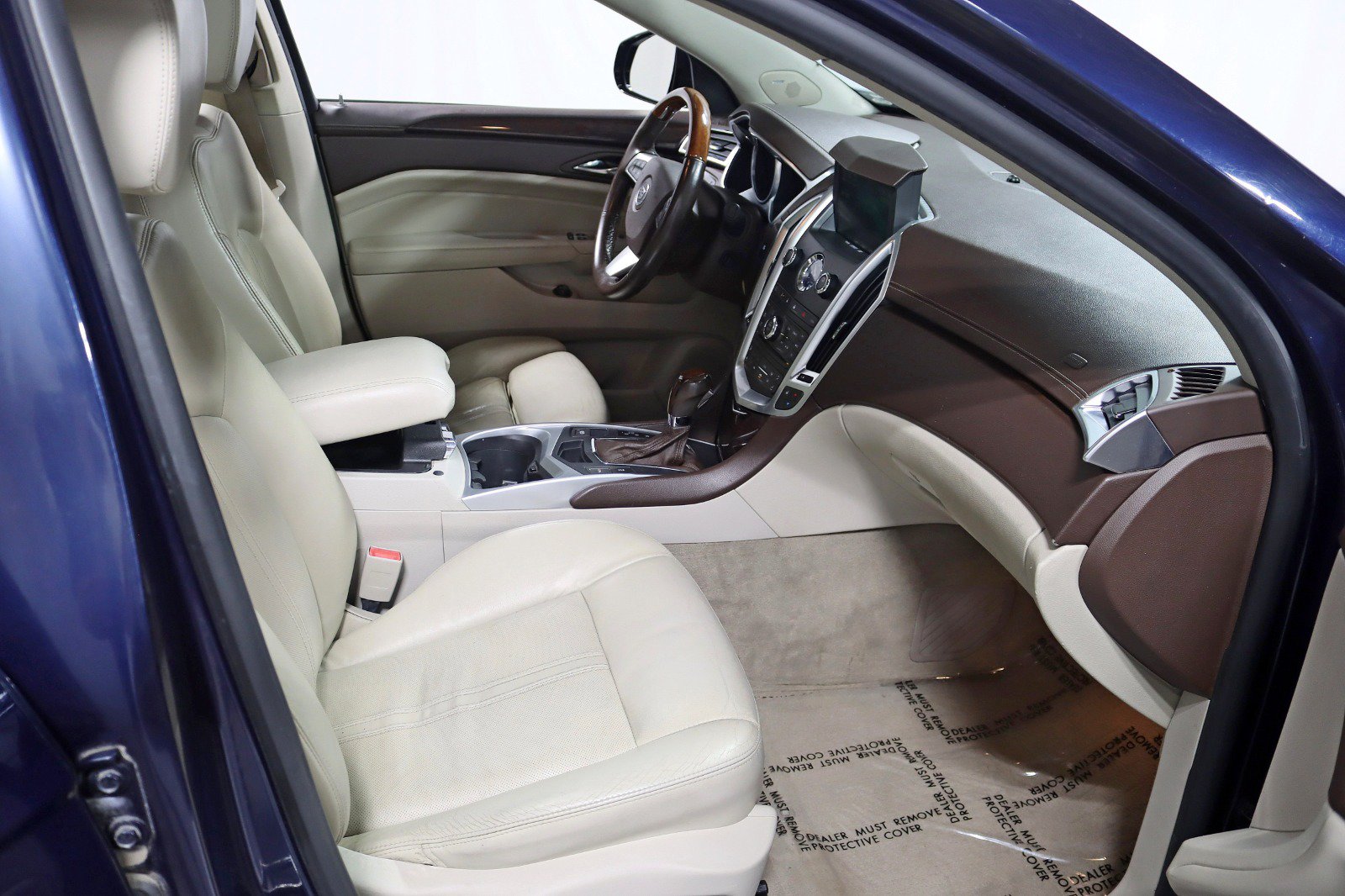 Used 2010 Cadillac SRX Luxury AWD/4WD image 28