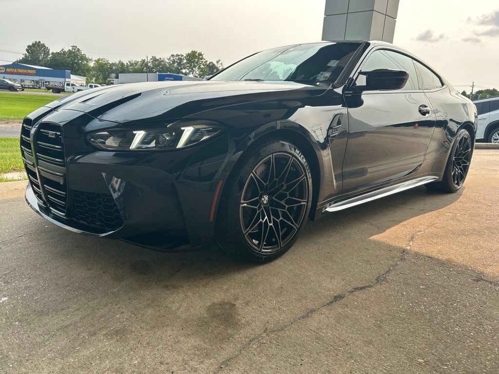 Used 2025 BMW M4 xDrive Competition w/ Executive Package AWD/4WD image 4