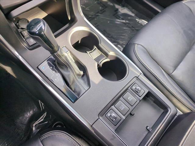 Used 2015 Toyota Camry XLE w/ Moonroof Package image 12