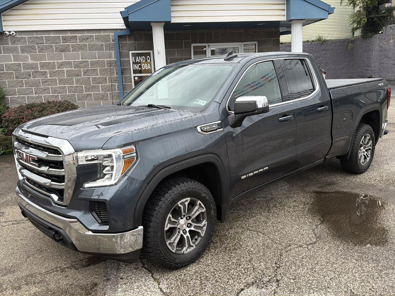 Used 2021 GMC Sierra 1500 SLE AWD/4WD image 1
