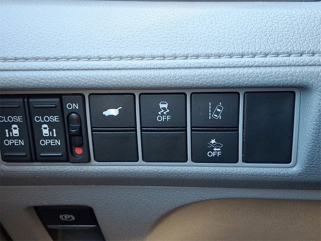 Used 2018 Honda Odyssey EX-L image 31