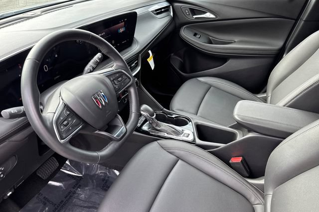 Used 2024 Buick Encore GX Sport Touring FWD image 10