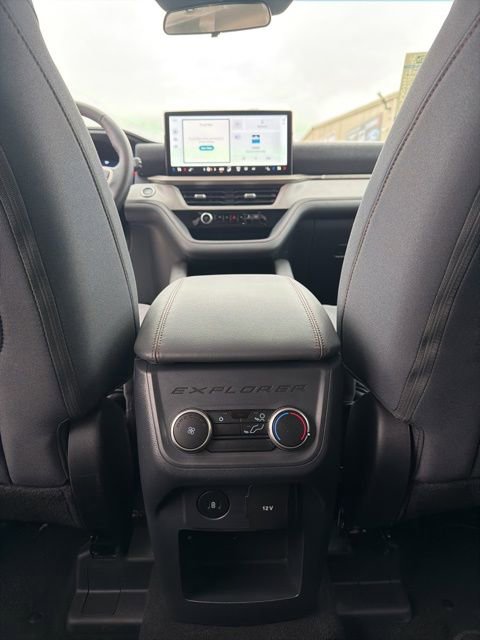 Used 2025 Ford Explorer Active image 20