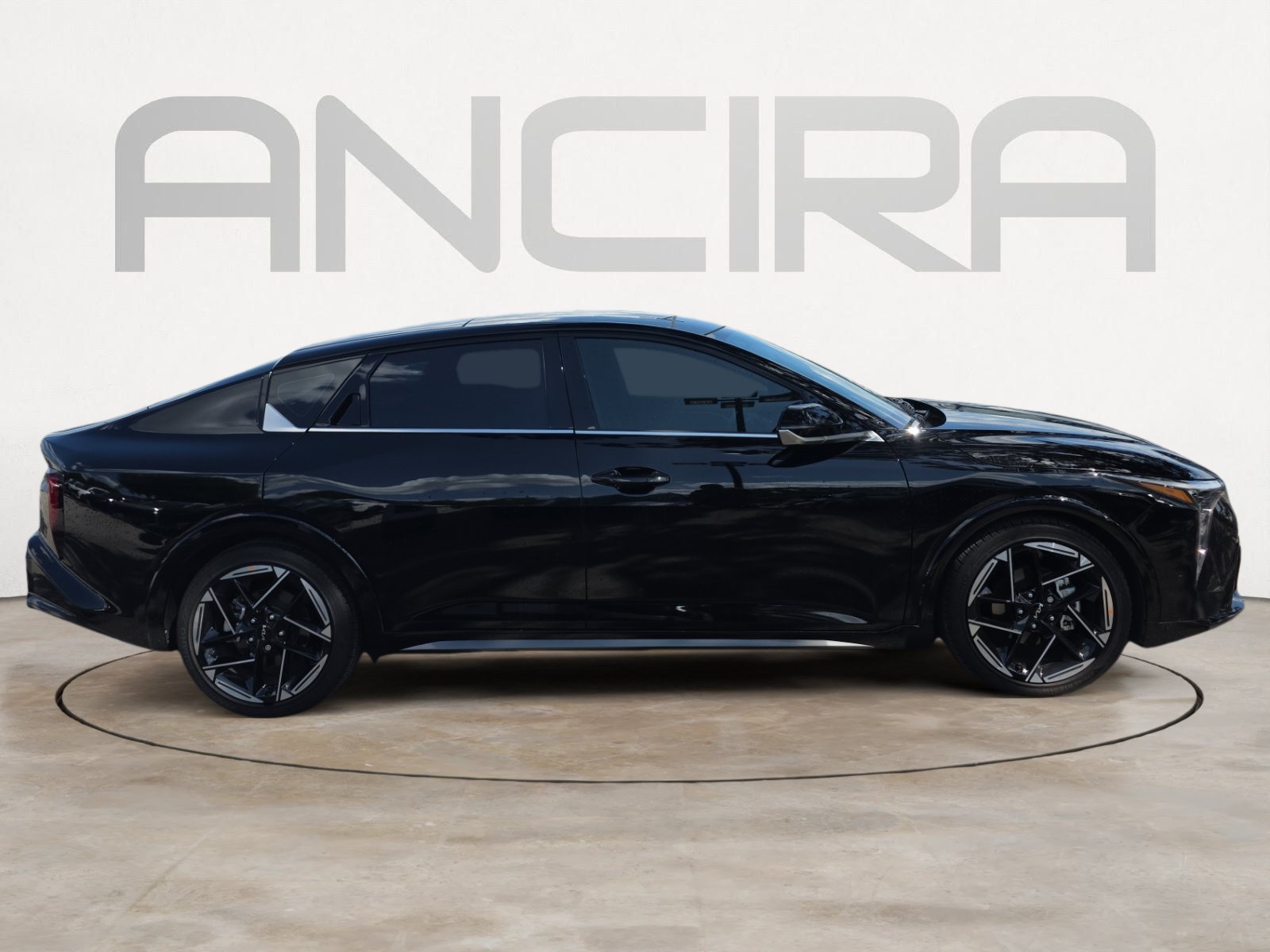 Certified 2025 Kia K4 GT-Line w/ GT-Line Premium Package FWD image 9