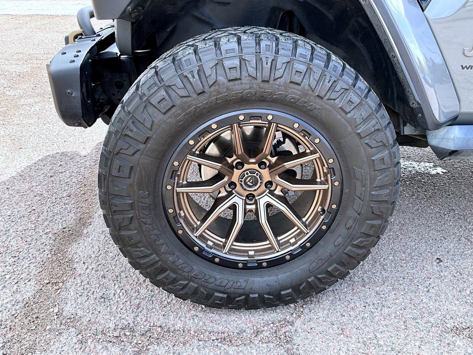 Used 2021 Jeep Wrangler Unlimited Rubicon w/ Xtreme Recon 35" Tire Package AWD/4WD image 22