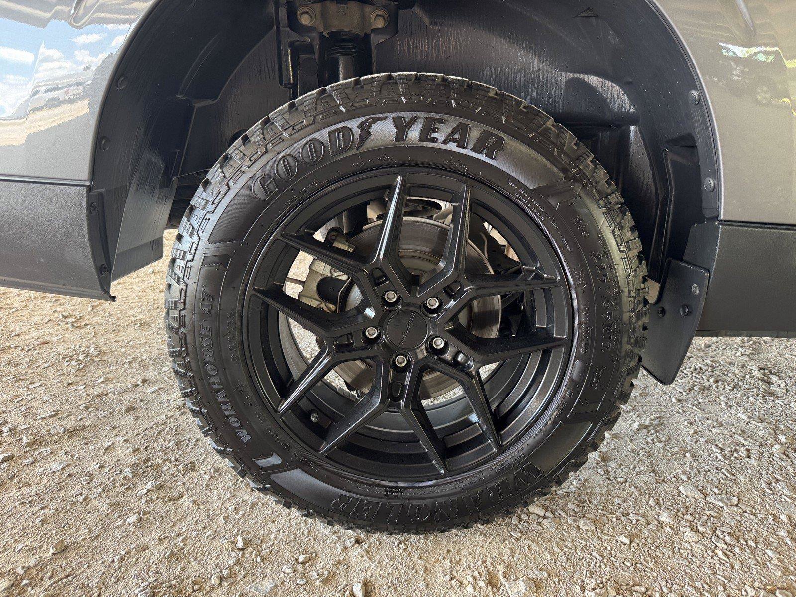 Used 2022 Ford Maverick XLT FWD image 40
