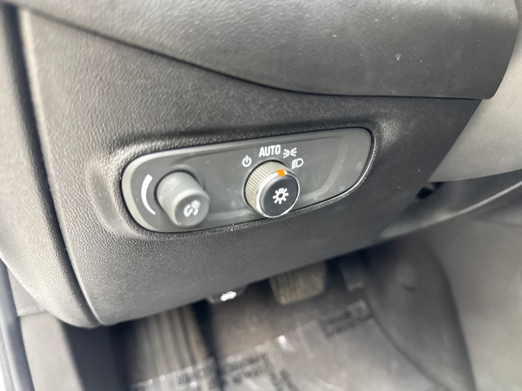 Used 2019 Chevrolet Equinox LT AWD/4WD image 57