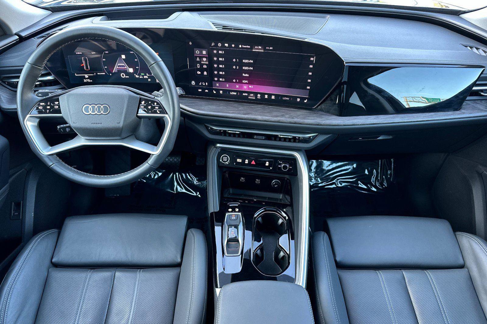 Used 2025 Audi Q5 Premium Plus w/ Premium Plus image 13