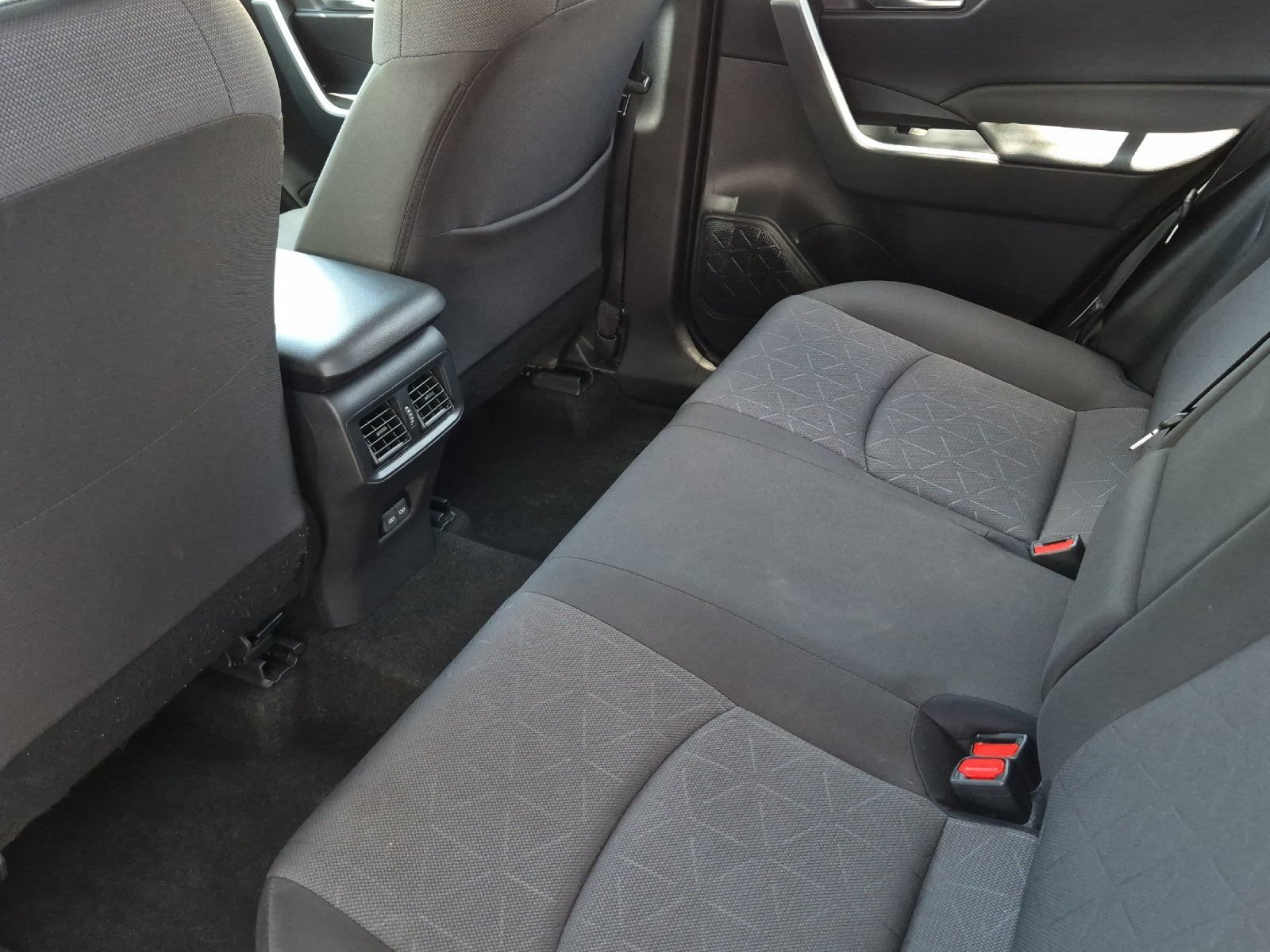 Certified 2025 Toyota RAV4 XLE AWD/4WD image 11
