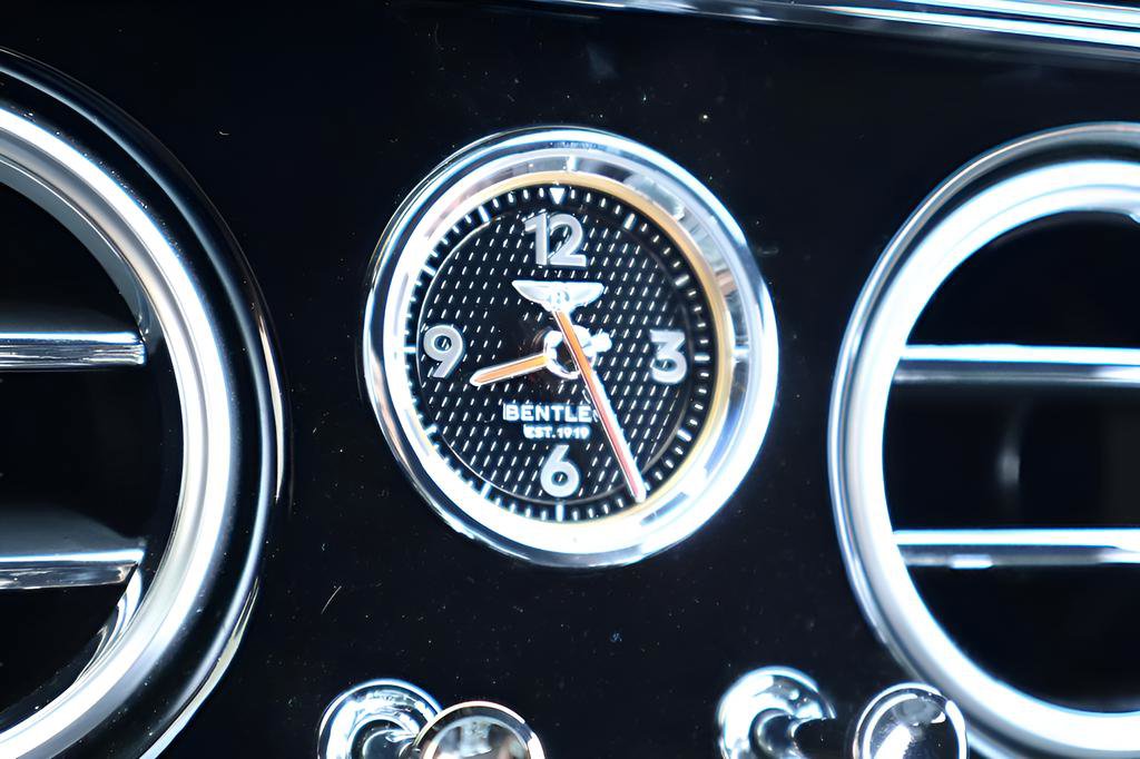 Used 2024 Bentley Continental GT V8 AWD/4WD image 29