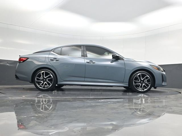 Used 2024 Nissan Sentra SR w/ SR Premium Package image 49