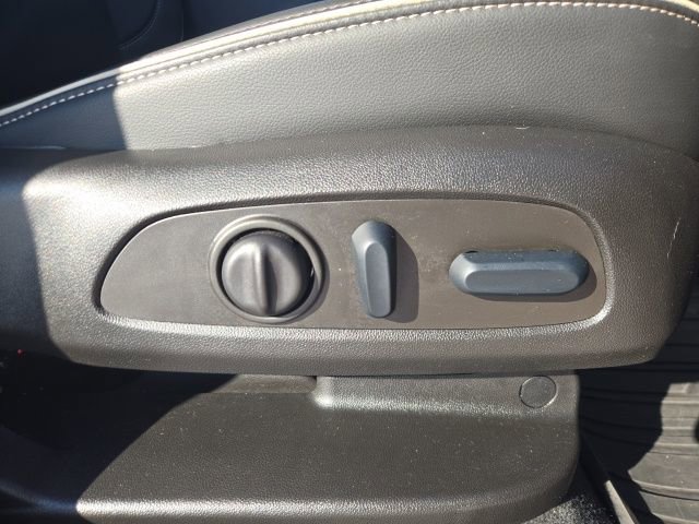 Used 2022 GMC Acadia Denali w/ Denali Ultimate Package image 50