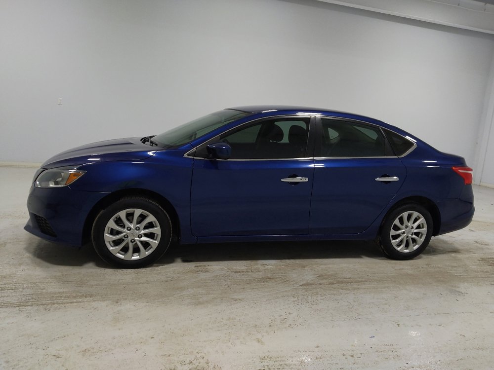 Used 2019 Nissan Sentra SV image 2