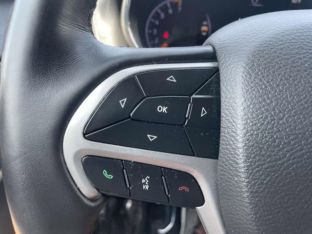 Used 2022 Jeep Grand Cherokee Limited image 35