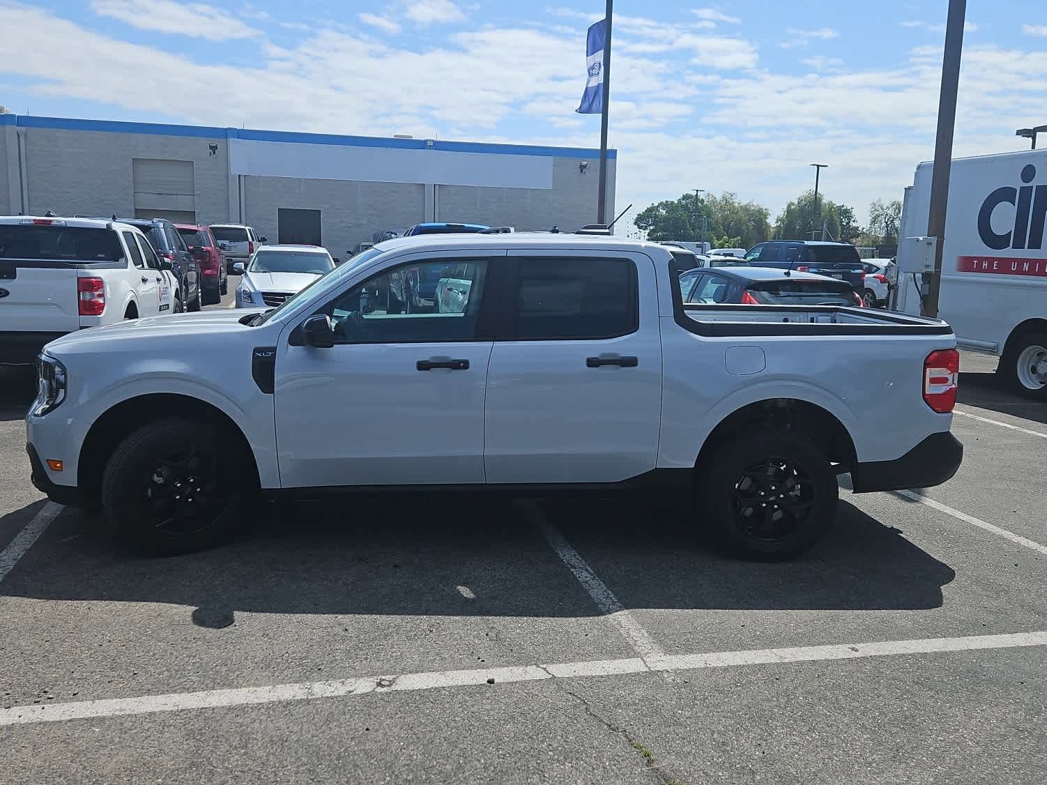 Certified 2025 Ford Maverick XLT w/ XLT Luxury Package AWD/4WD image 5