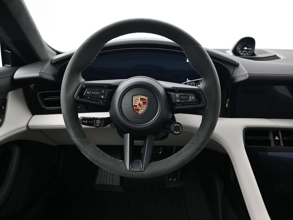 Certified 2024 Porsche Taycan GTS image 13