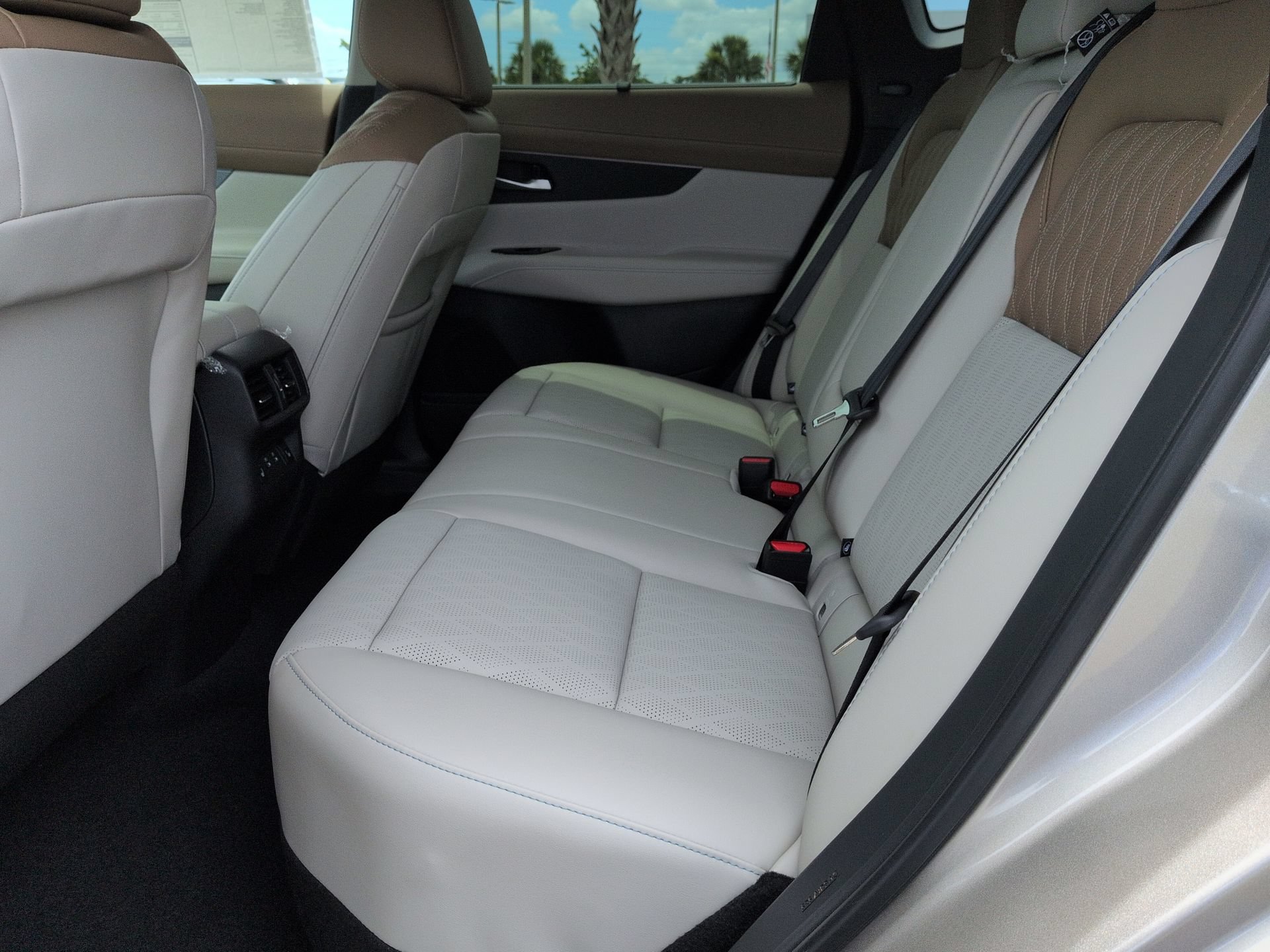 New 2026 Nissan Murano Platinum w/ Cargo Package AWD/4WD image 15