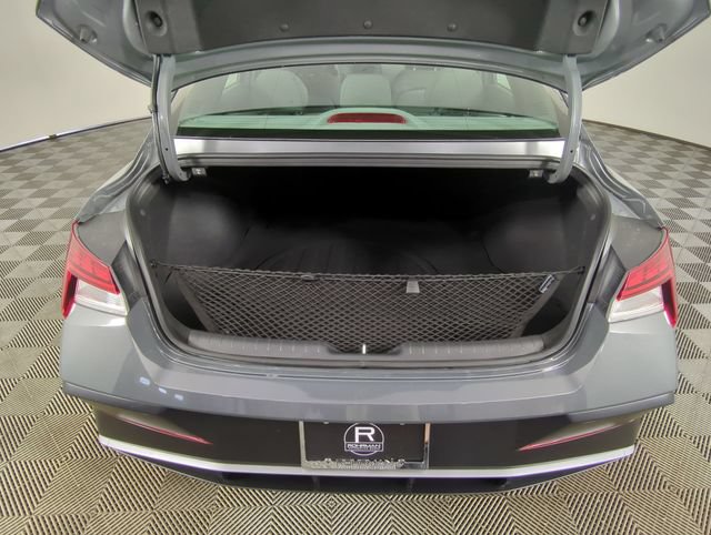 New 2026 Hyundai Elantra SEL Sport Premium FWD image 36