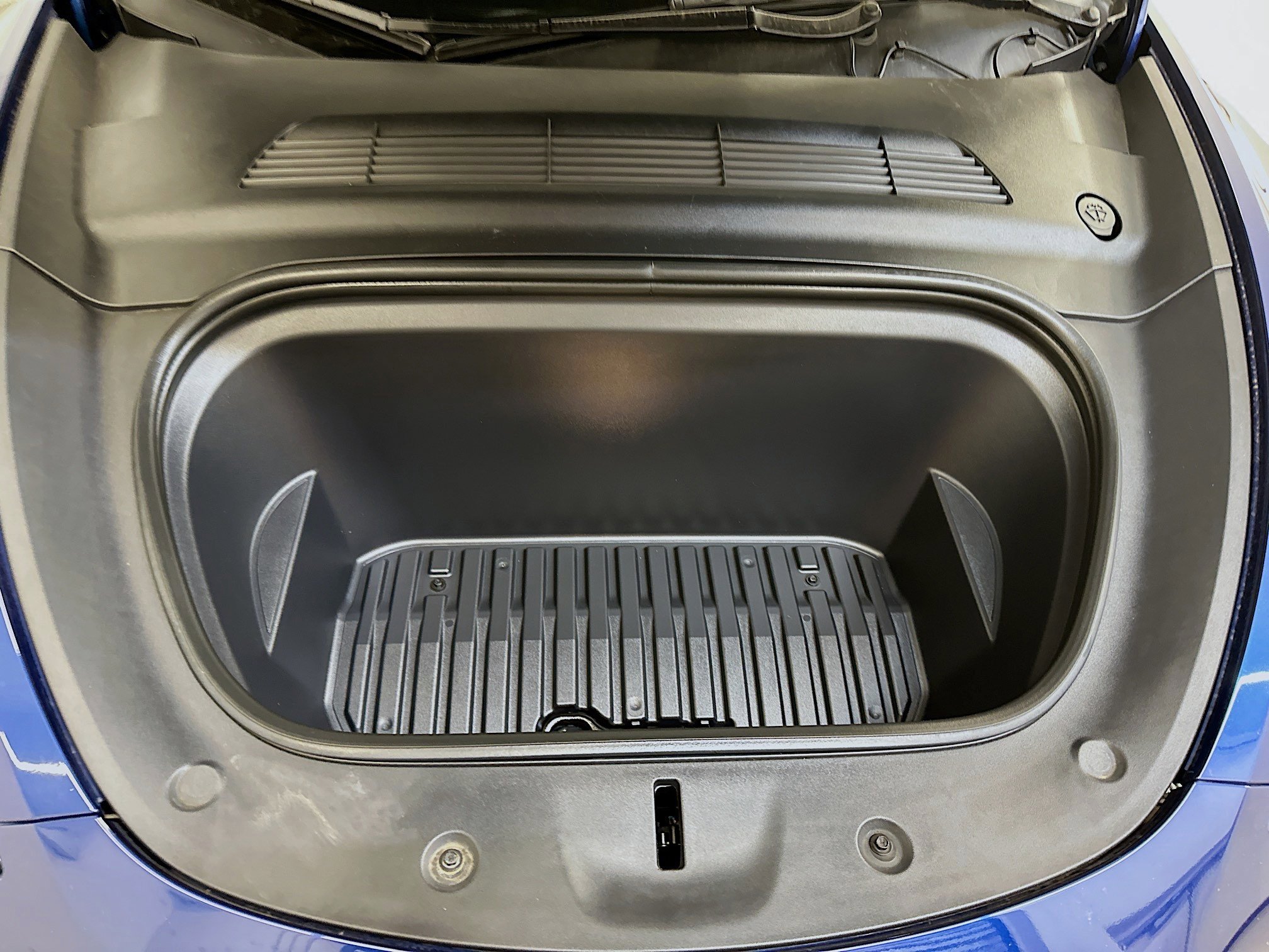 Used 2023 Tesla Model Y Performance image 36