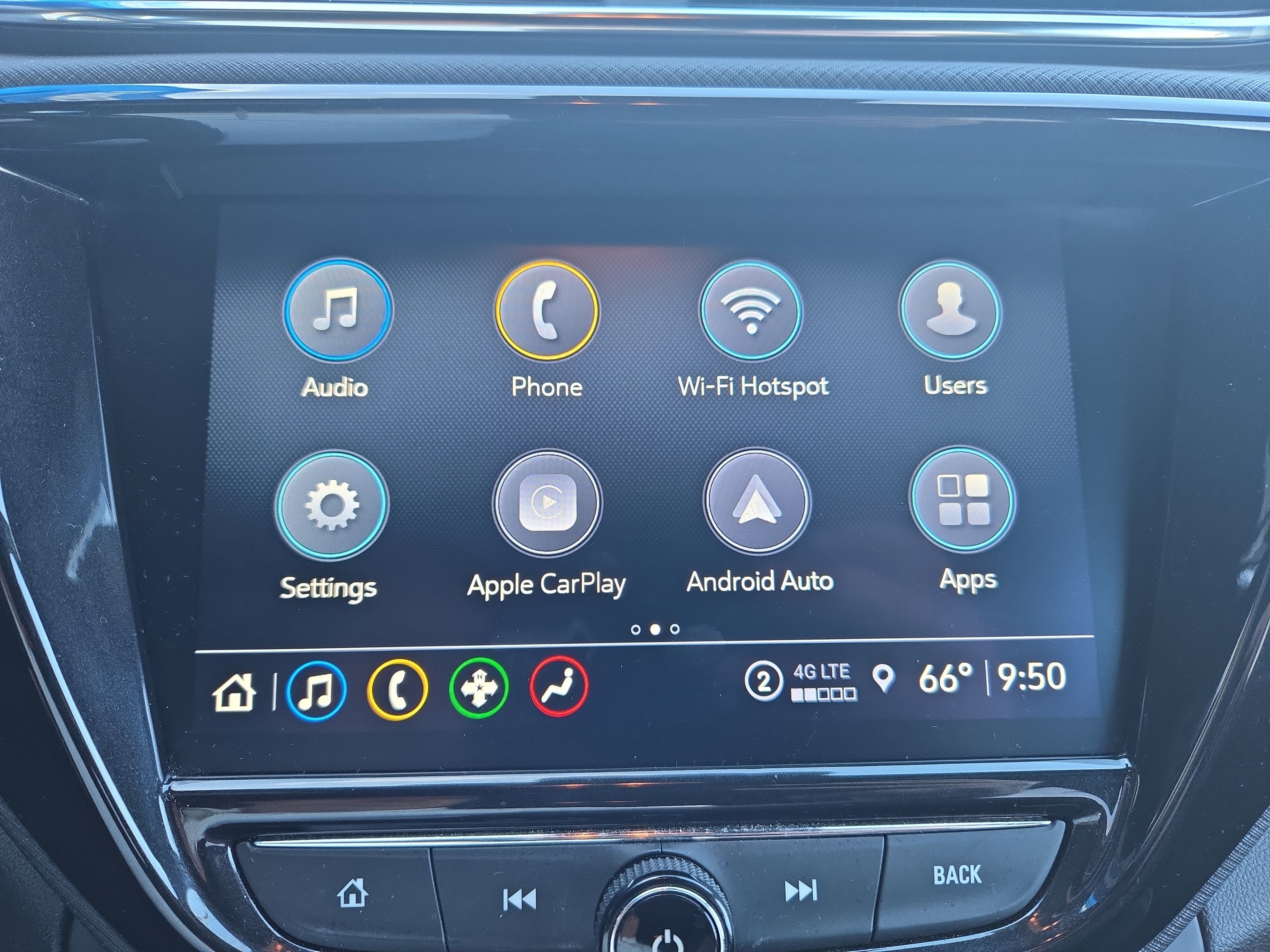 Certified 2021 Chevrolet TrailBlazer RS w/ Technology Package image 19