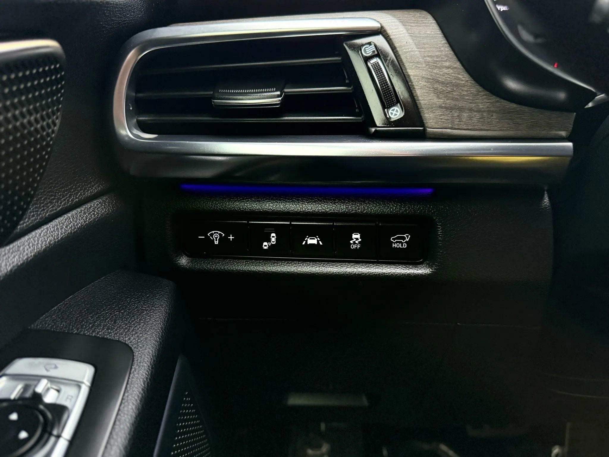Used 2021 Kia Telluride SX w/ SX Prestige Package image 36