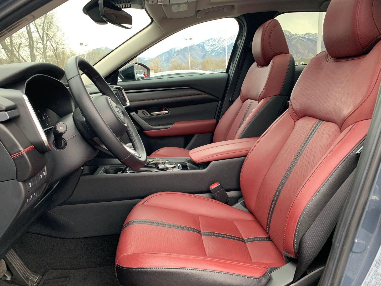 Used 2025 MAZDA CX-50 2.5 Hybrid w/ Premium Plus Pkg image 28