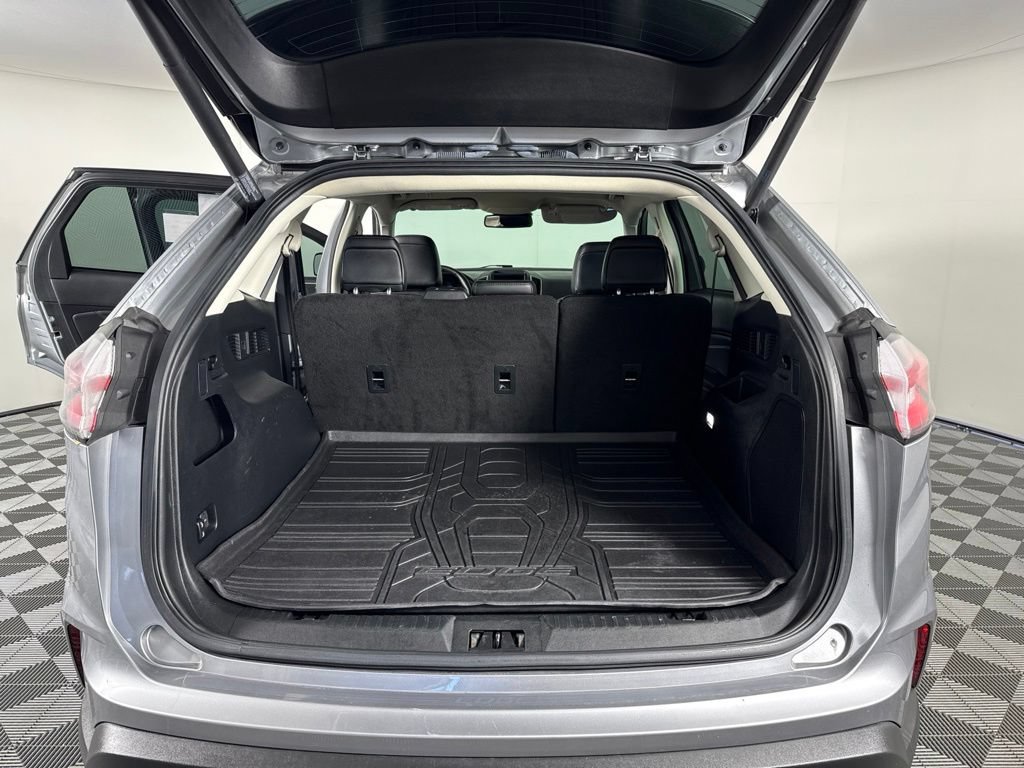 Used 2022 Ford Edge Titanium w/ Cargo Accessory Package AWD/4WD image 27