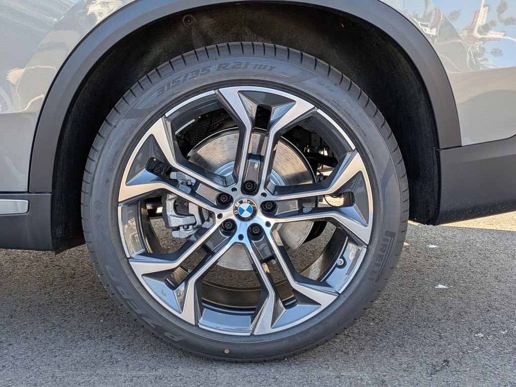 New 2026 BMW X5 sDrive40i image 31