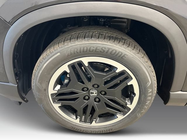 New 2026 Honda Pilot Touring image 11