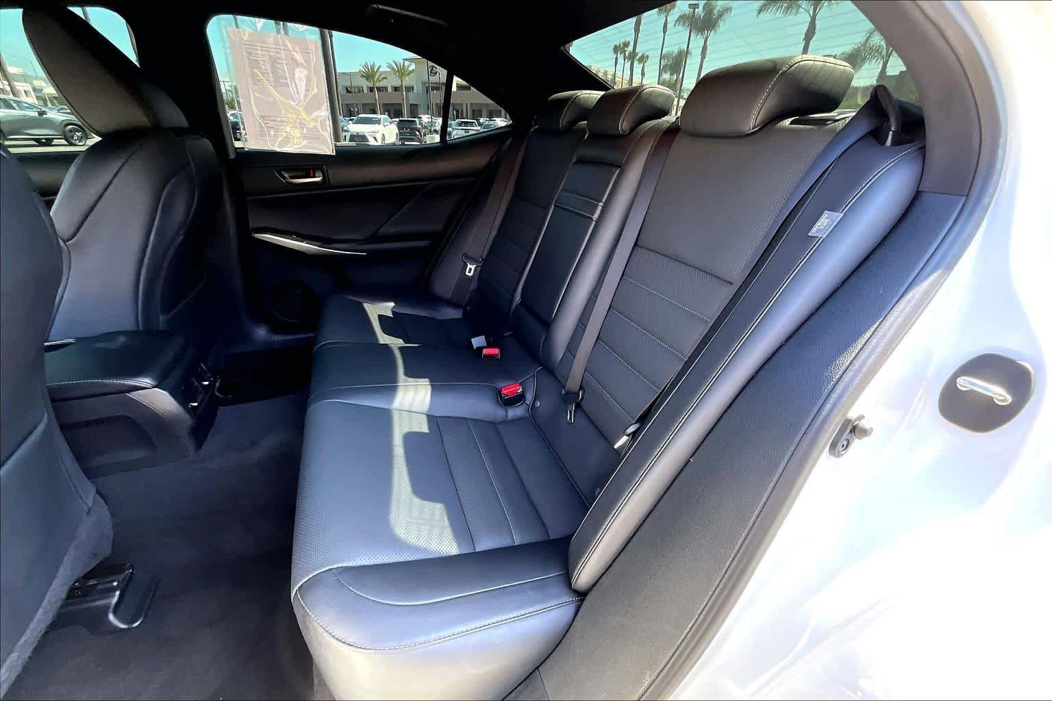 Used 2020 Lexus IS 300 F Sport w/ F Sport Package RWD image 18