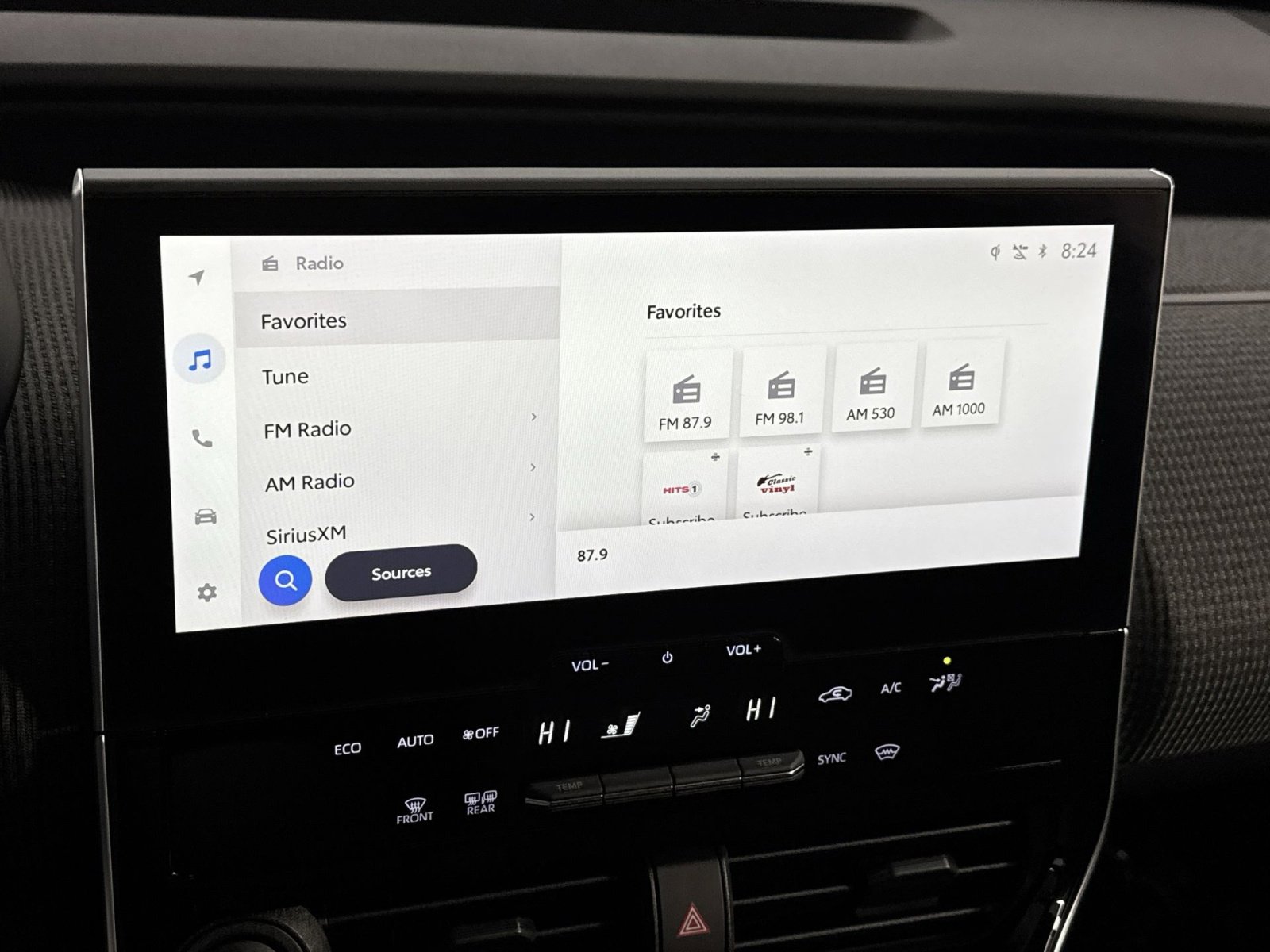 Used 2023 Toyota bZ4X XLE image 22