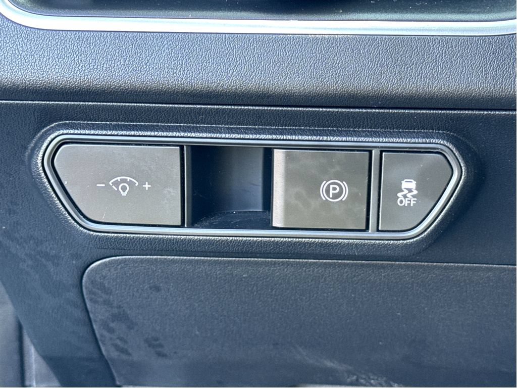 Used 2025 Kia K4 FWD image 12
