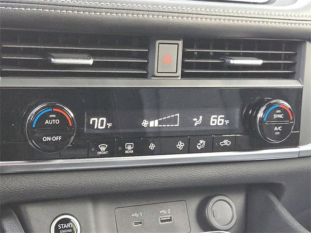 Certified 2023 Nissan Rogue SV image 18