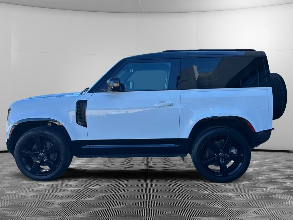 Used 2023 Land Rover Defender 90 X-Dynamic SE AWD/4WD image 2
