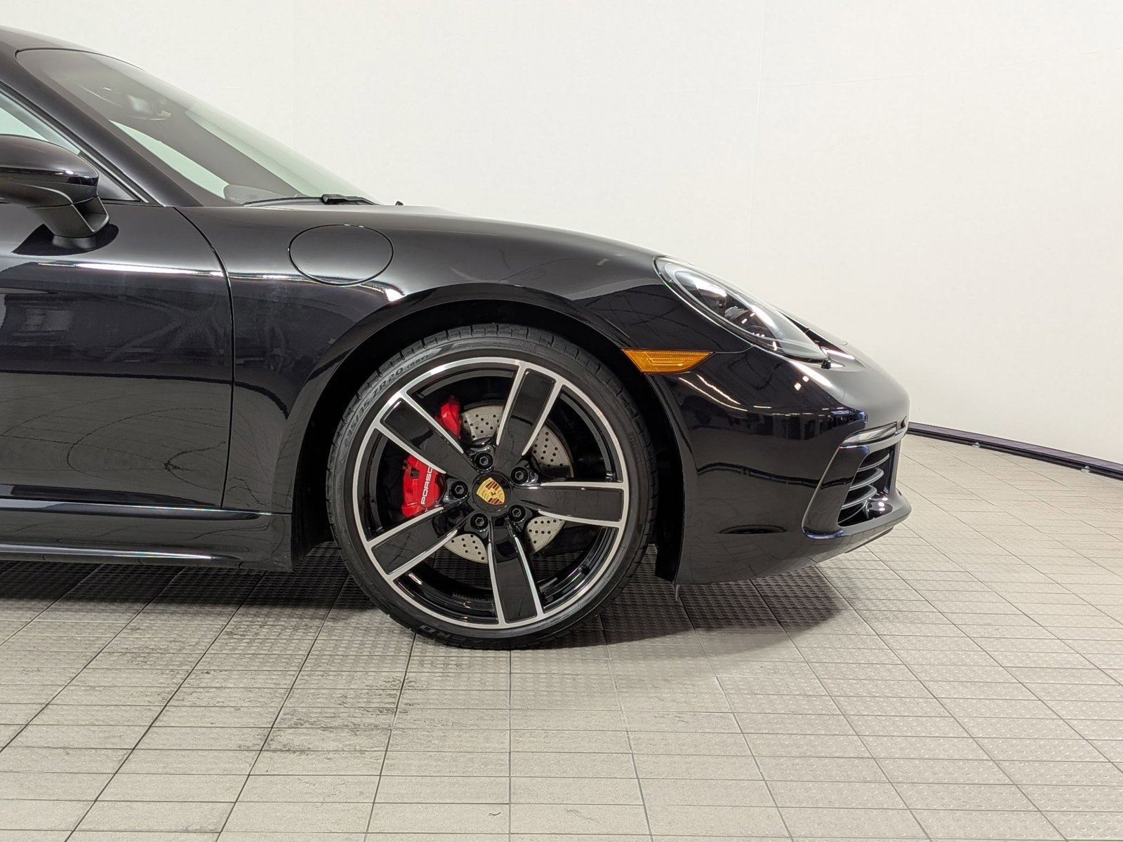 Certified 2025 Porsche 718 Cayman S RWD image 11