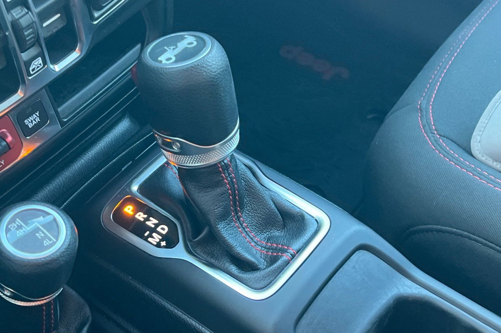 Used 2020 Jeep Wrangler Unlimited Rubicon w/ Steel Bumper Group AWD/4WD image 22