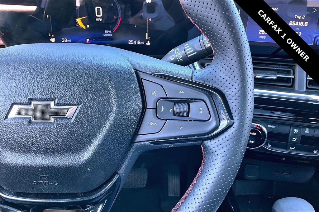 Used 2025 Chevrolet Trax RS w/ Driver Confidence Package image 12