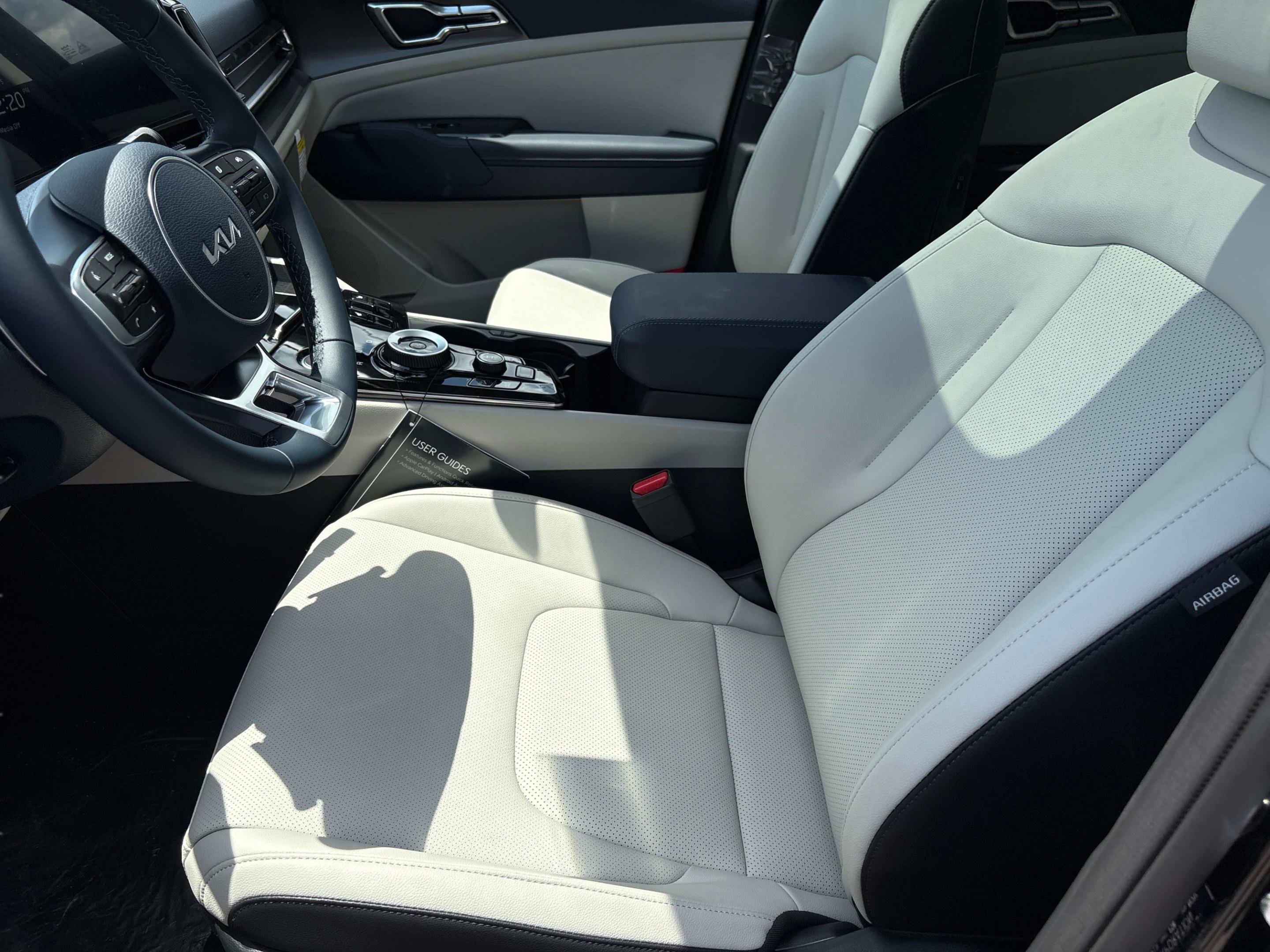 New 2025 Kia Sportage EX w/ EX Premium Package image 16