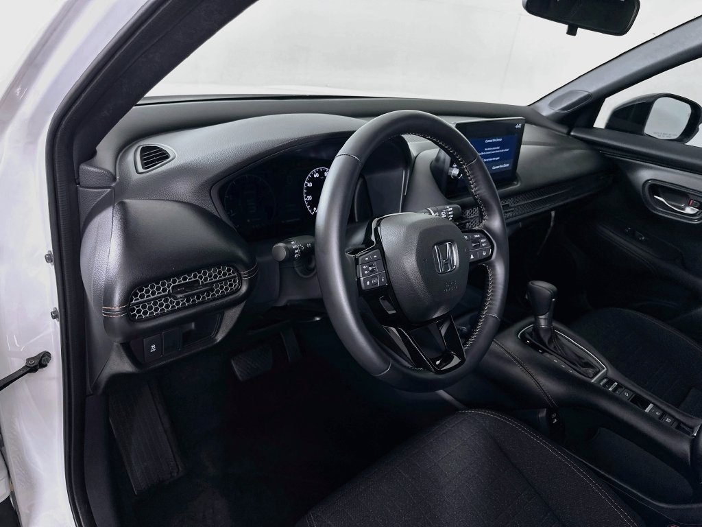 Certified 2026 Honda HR-V Sport image 9