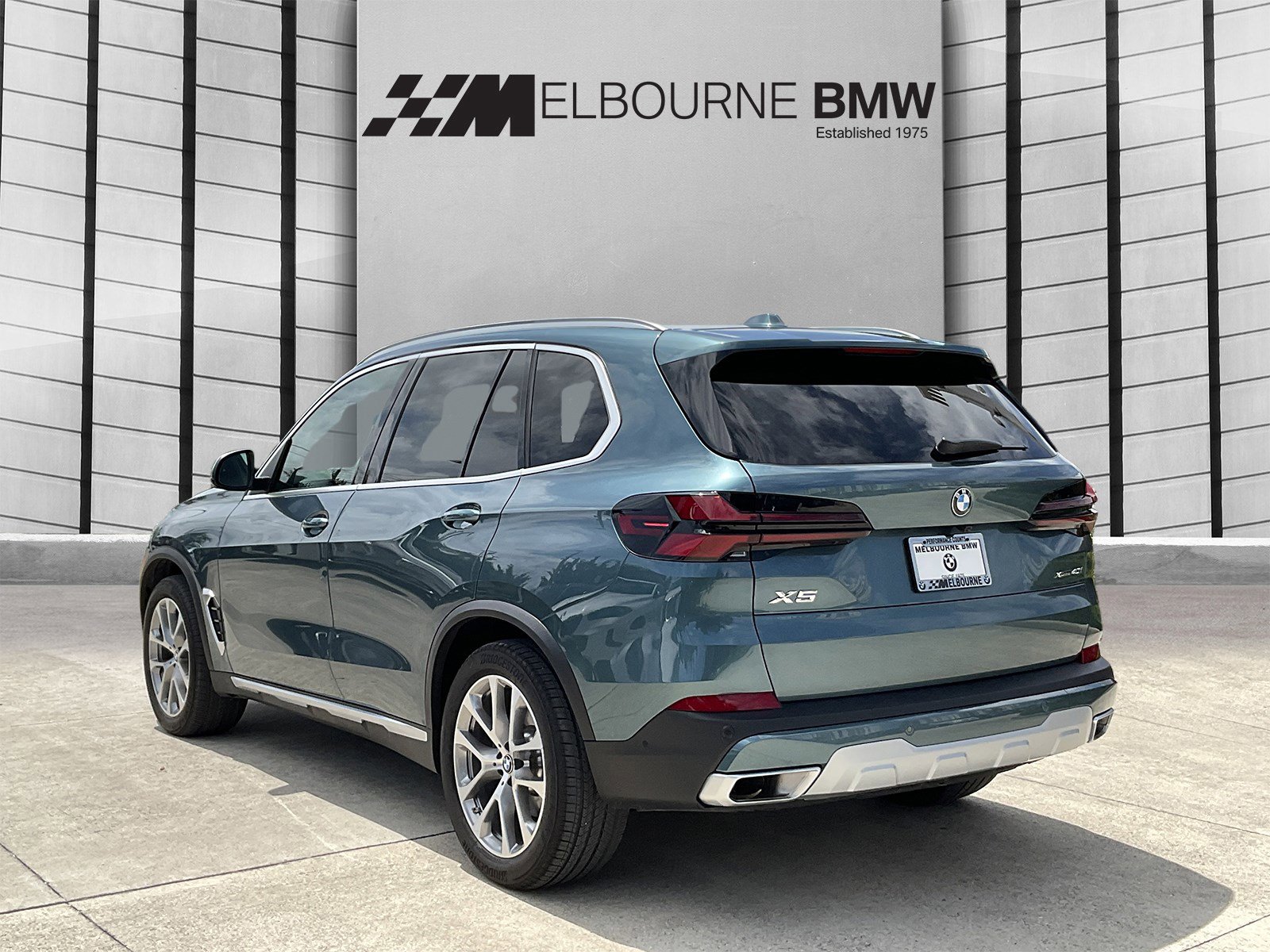 Used 2026 BMW X5 xDrive40i w/ Premium Package AWD/4WD image 6