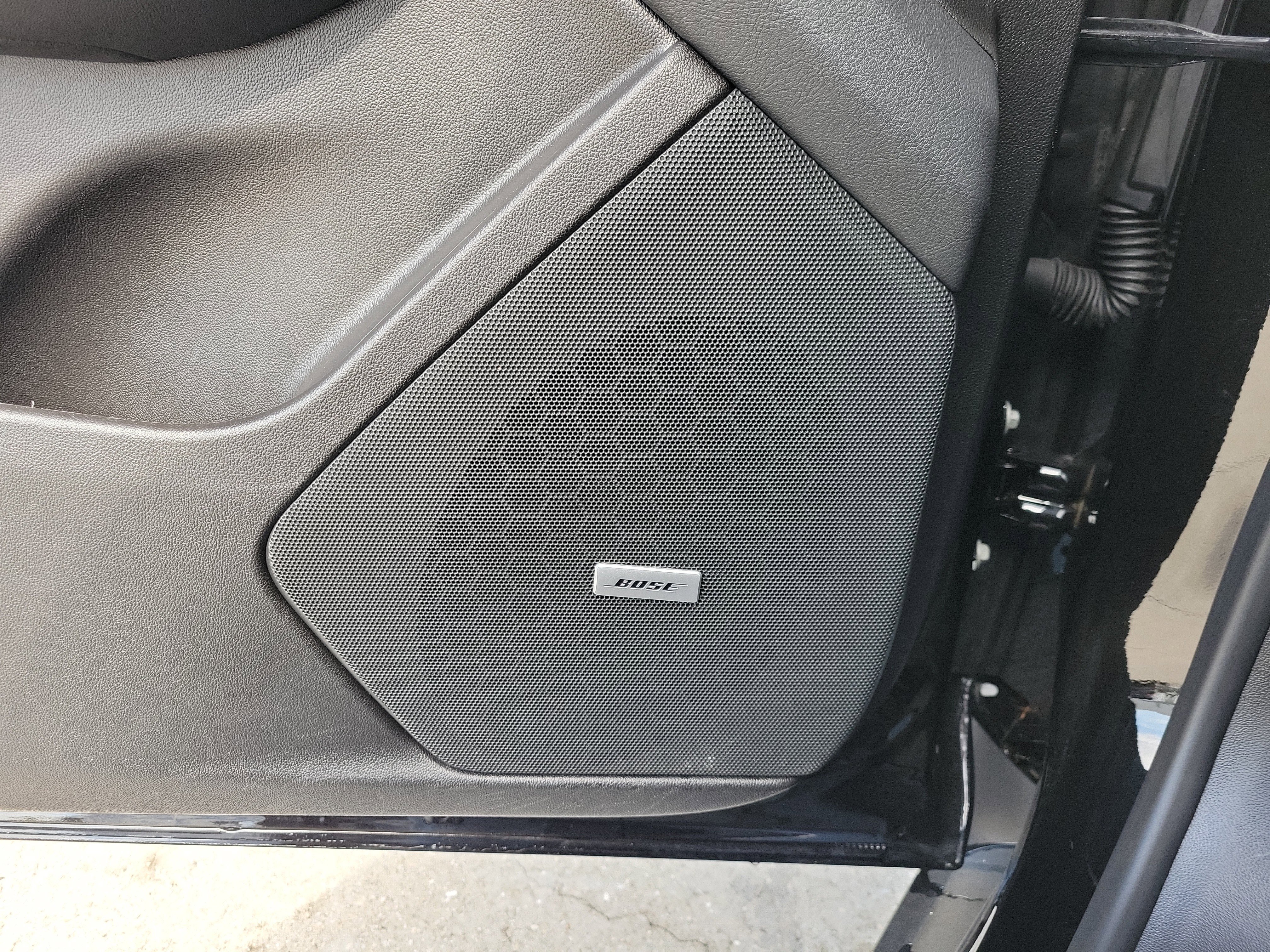 Certified 2025 Cadillac XT5 Premium Luxury image 18