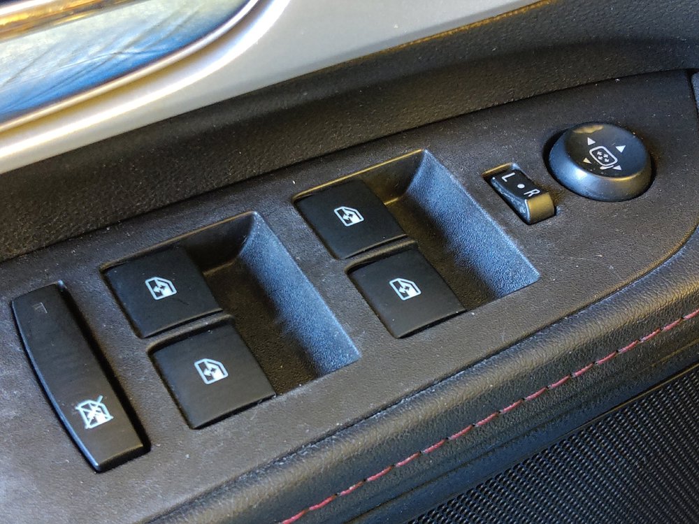 Used 2014 Chevrolet Equinox LTZ FWD image 27