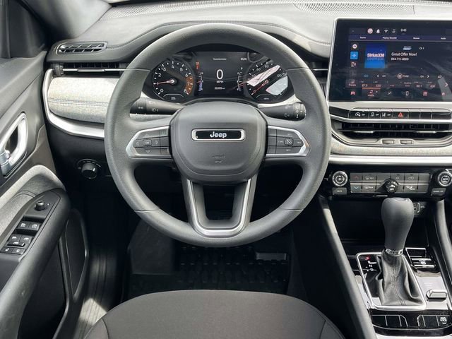Used 2024 Jeep Compass Sport AWD/4WD image 17