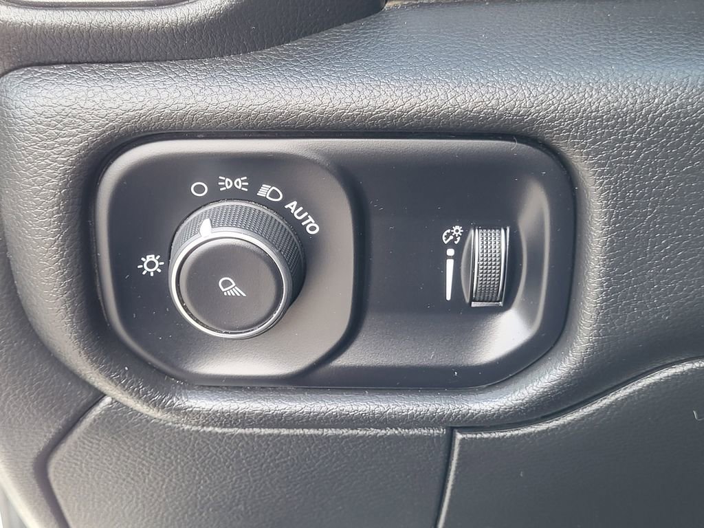 Used 2024 RAM 3500 Tradesman image 30