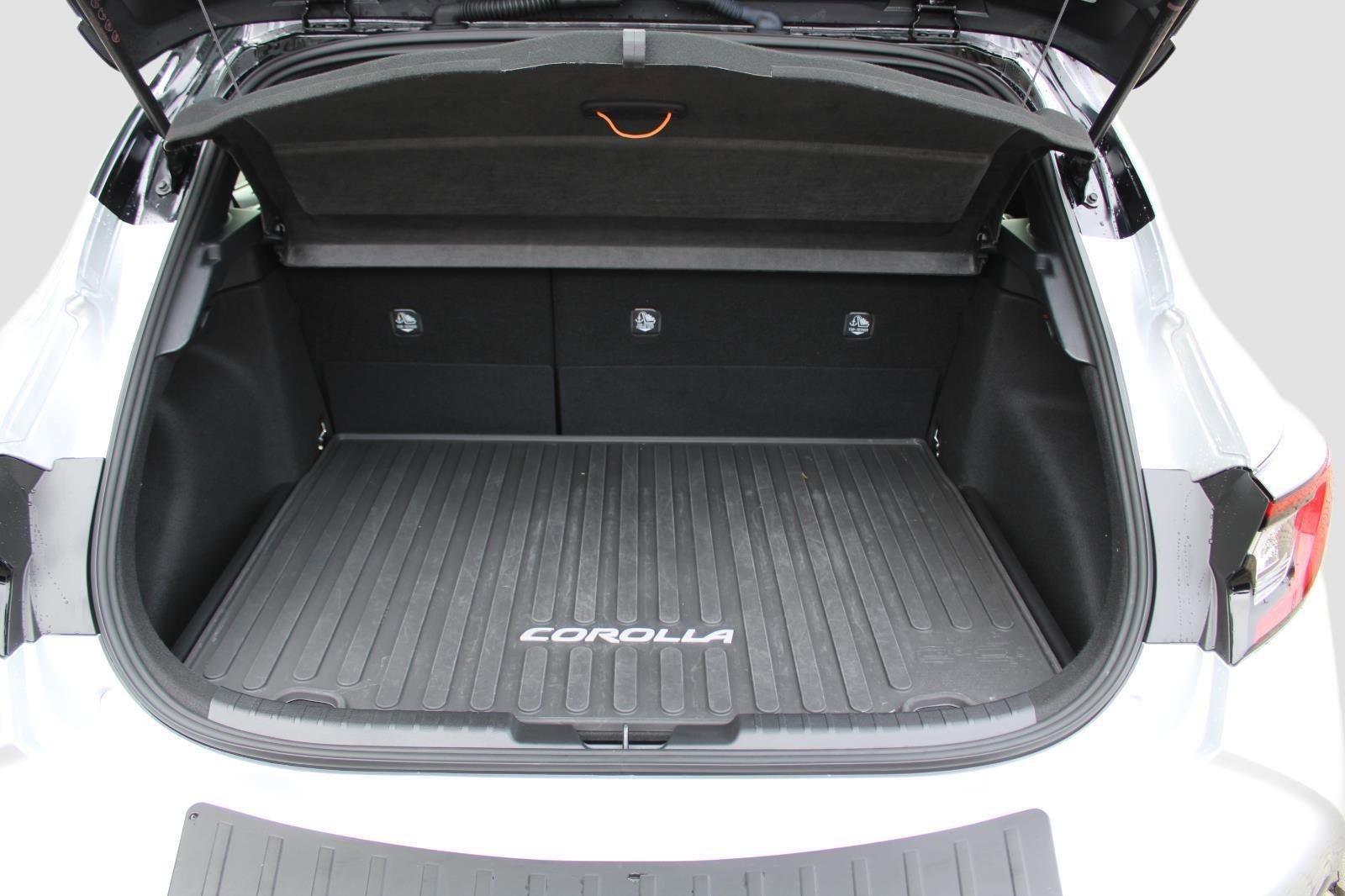 Used 2024 Toyota Corolla XSE image 29