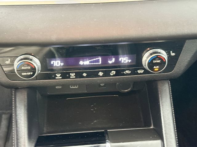 Used 2022 Mitsubishi Outlander SE image 15