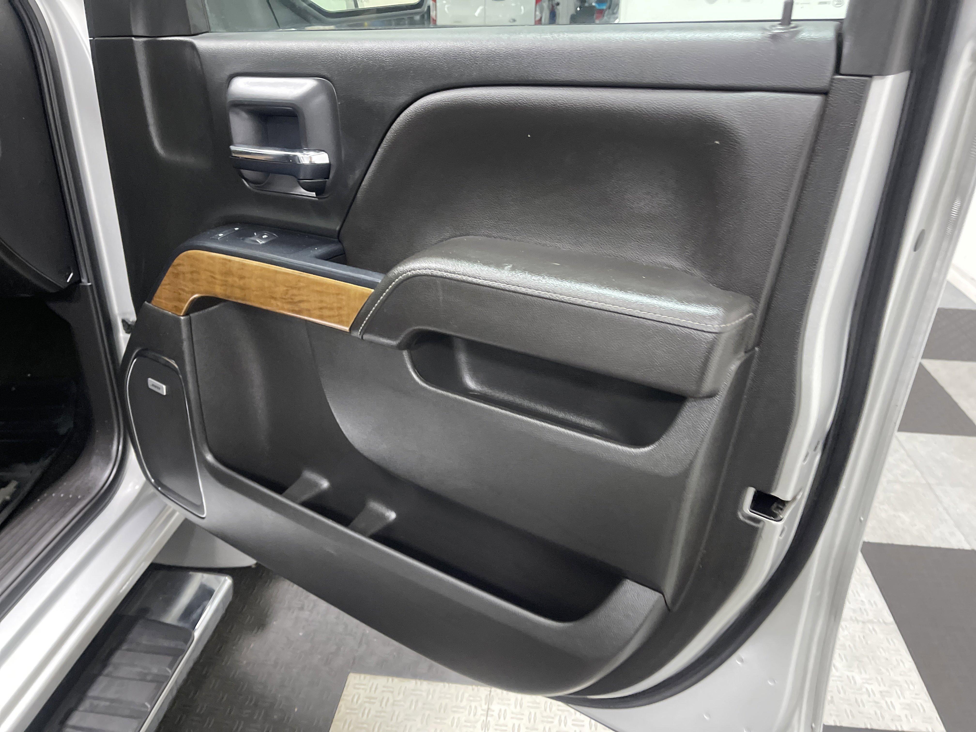 Used 2017 Chevrolet Silverado 1500 LTZ w/ Sport Package image 23