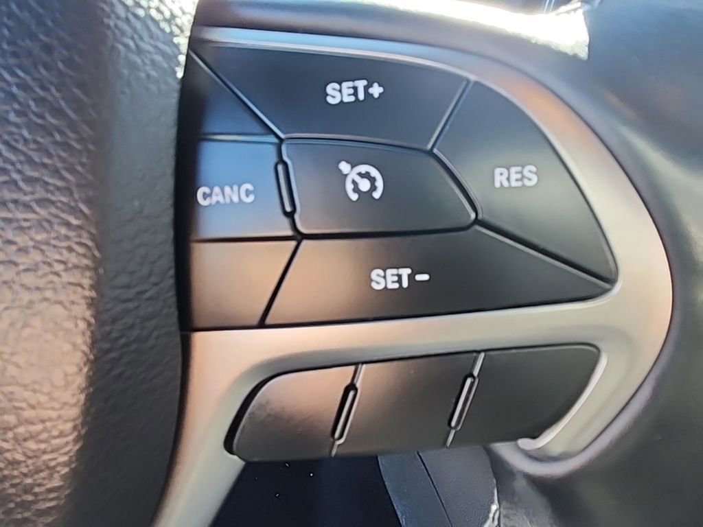 Certified 2021 Jeep Grand Cherokee Overland image 30